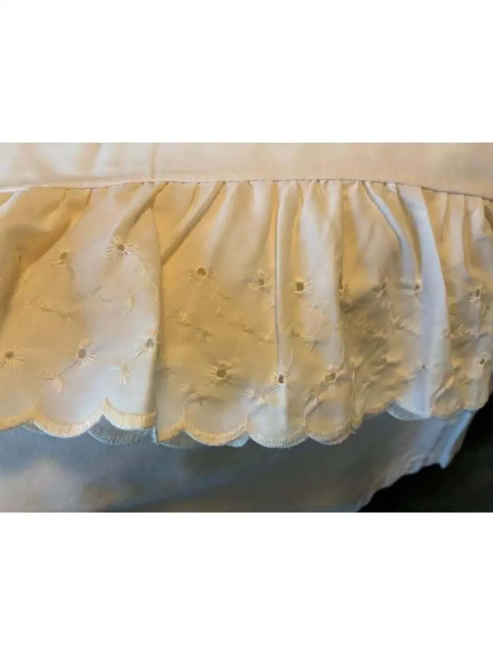 Vintage creamy white Eyelet Lace Ruffled Bed Sheet -twin